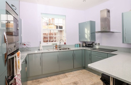 Shaldon Cottage | THE DOLPHINS, pet friendly, luxury holiday cottage in Shaldon