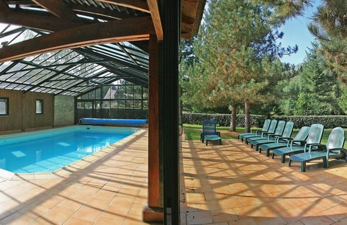 Riaille House | The Domaine des Forges offers the gite du Bocqueur covered and heated swimming pool