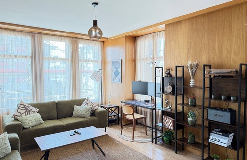 Lausanne Apartment | The Downtown