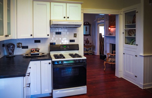 Downtown Tucson House | The Downtown House/Suite-One Bedroom/One Bath- Full house in Downtown Tucson
