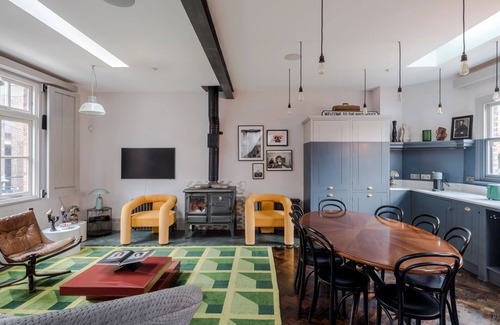 South Bank House | The Dream Factory - Borough - by Frankie Says