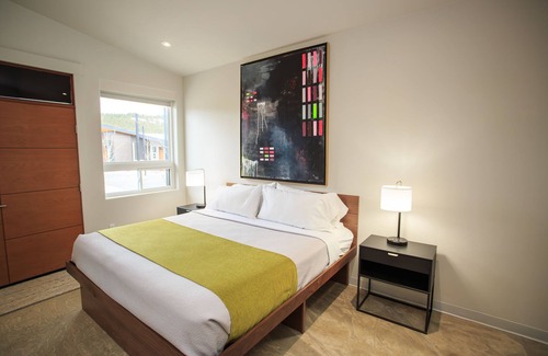 Pagosa Springs Hotel | The Drift