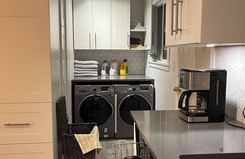 Chilliwack Proper Village West House | "The Dublin Place" a cozy 3 bedroom home away from homen