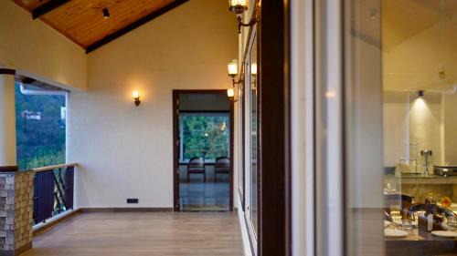 Lansdowne Resort | The Dunhill Manor