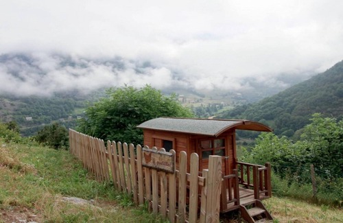 Gedre House | The Edelweiss trailer