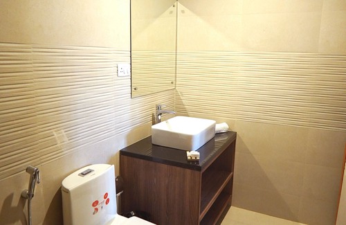 Chhota Shimla Bed & Breakfast | The Edgeworth, Superior
