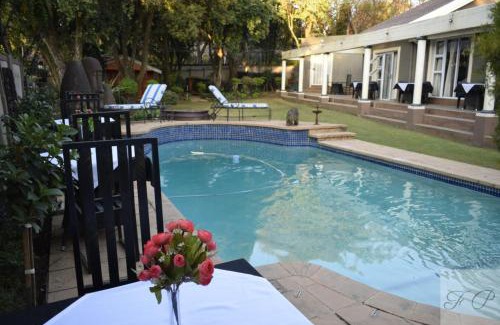 Waterkloof Glen House | The Elephant Room at Frederick's Place
