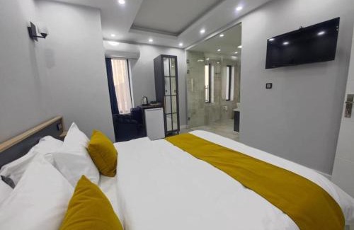 Karatas Hotel | The Elysian Resort Hotel & Restaurant - Bar