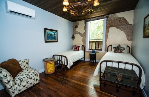 Cooper Bed & Breakfast | The Emma Grace