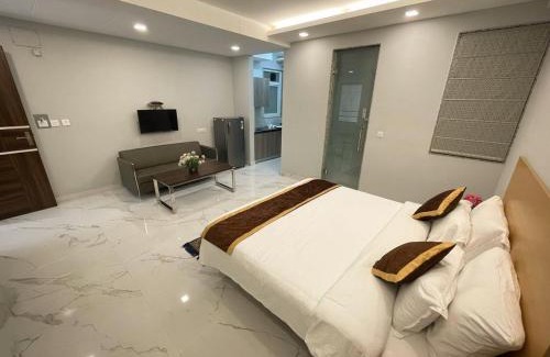 South City I Apartment | The Empire Villa,Cyber City, Gurgaon