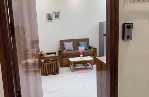 Brookefield Apartment | "The Essence" - By Govindam - Luxury 1 BHK suite