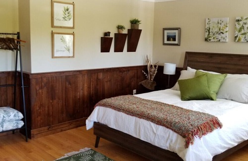 Trinity Bed & Breakfast | The Evergreen Suite-with Private Balcony!