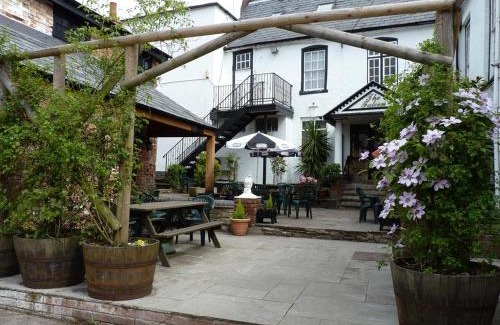 Bromyard Hotel | The Falcon Hotel