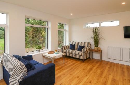Athy House | The Farm Cottage