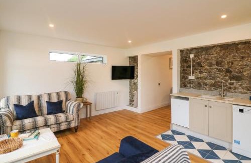Athy House | The Farm Cottage