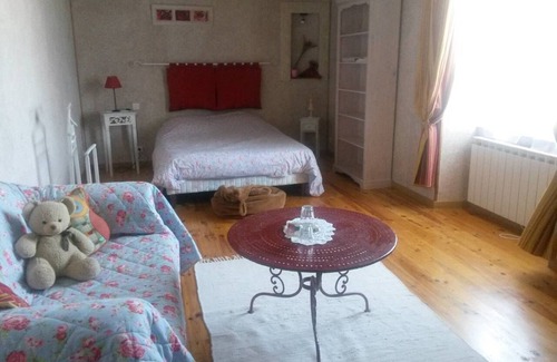 Prisse-la-Charriere Bed & Breakfast | THE FARM OF CONTREMARCHE