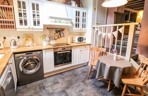 Coniston Cottage | THE FARMHOUSE, family friendly, with open fire in Coniston
