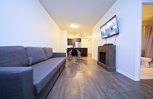 Fashion District Apartment | The Fashion House Suites