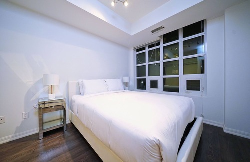 Fashion District Apartment | The Fashion House Suites