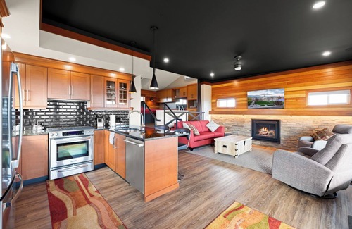 Highlands Cottage | The Feather