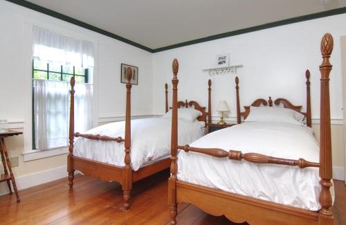 Waitsfield Bed & Breakfast | The Featherbed Inn & Nordic Spa
