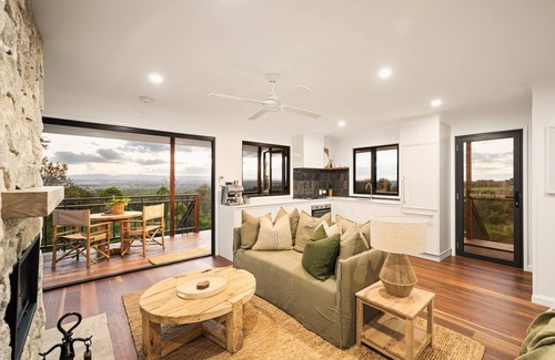 Neumgna Cabin | The Firebreak