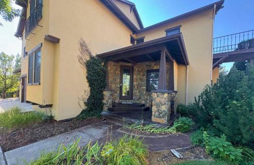 Greeley House | The Fireside Retreat - 6 BD, Sauna, Home Theater