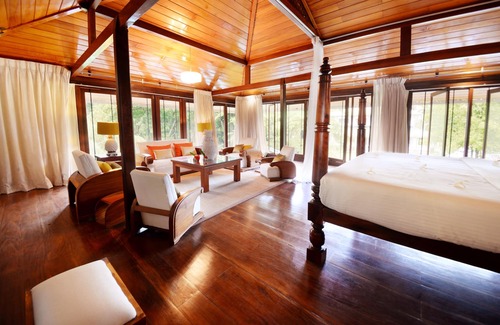 Galagedara Hotel | The Flame Tree Estate & Hotel