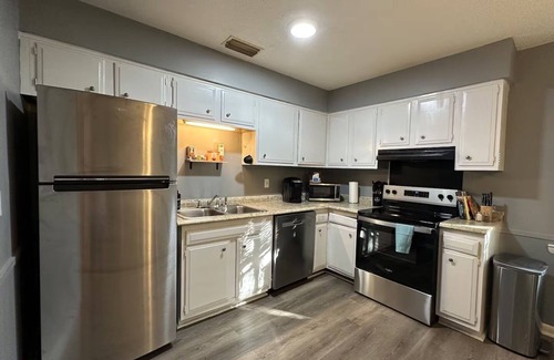 Hannon Park Condo | The Flats on Catherine