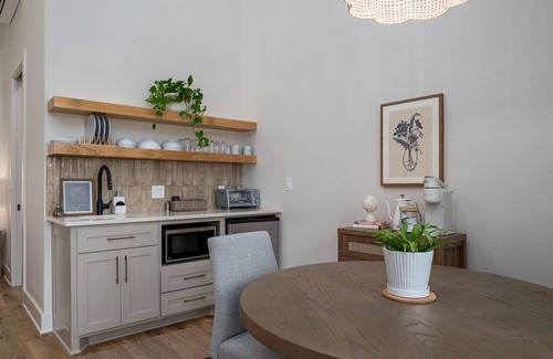 Tyler Cottage | The Floret Cottage