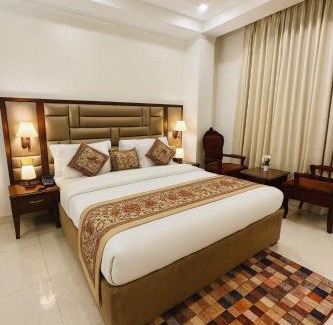 Kot Kapura Hotel | The Four Season Dharamshala # Centrally Heated & Air Cooled # Scenic Mountain View # Big Parking # Near Market # Top Rated # Most Awarded # Premium Rooms # Bar # Terrace # Lift # Property Of The Year#BY ROYAL GROUP#