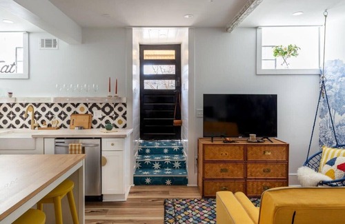Inman Park Apartment | The Fox Den by Minty Living