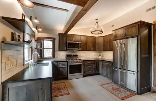 Clintonville Cabin | The Frog Cabin