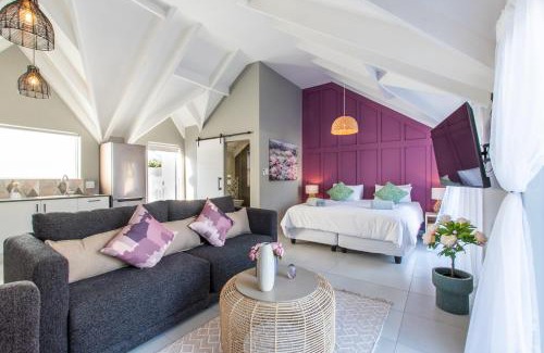 Heldervue Apartment | The Fuchsia Collection