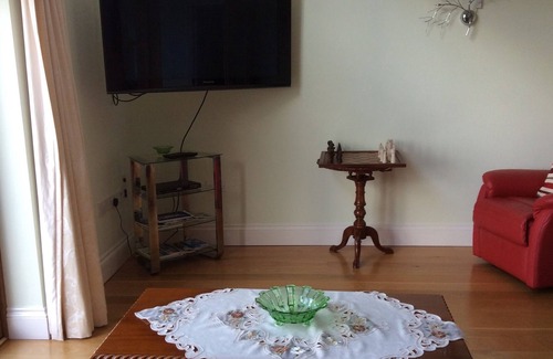 Probus Apartment | The Gallery Penthouse Luxury suite, sleeps 4 persons.