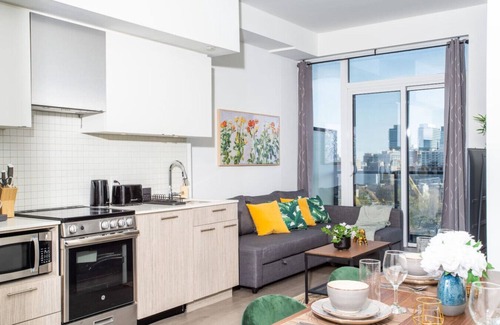 Cabbagetown South Hotel | The Garden - Free Parking