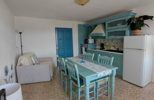 Semonzo Apartment | The Garden holiday apartment: surrounded by greenery, close to flying places