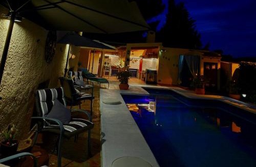 La Nucia House | The Garden RA Floor Private Rooms, Pool, Garden Access