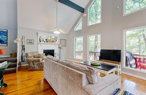 Iuka House | The Getaway-Pickwick Cabin