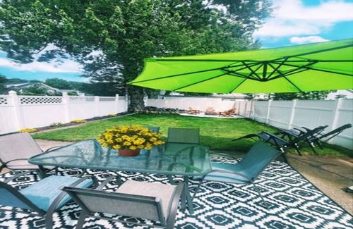 Momauguin Cottage | The Gorgeous George Beach Cottage
