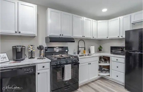 Shreveport House | The Graceful Escape