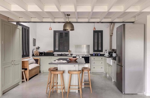 Lewes House | The Grain Store Lewes - luxury eco conversion with hot tub and stunning views