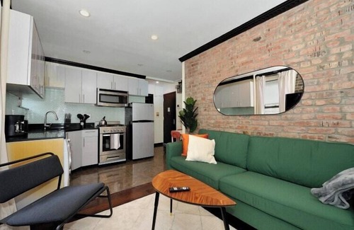 Kips Bay Apartment | The Gram IX Vibe 8568
