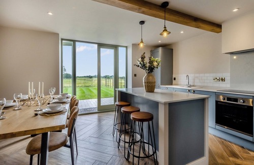 Shrewsbury Cottage | The Granary - UK44074
