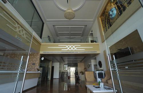 Veraval Hotel | THE GRAND ASTORIA SOMANTH by Shivalaya Darshanam