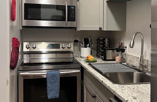 Youngsville Bed & Breakfast | The Grand Hacienda Inn