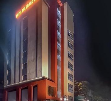 Surat Hotel | The Grand Murli Hotel, City Light Road, Surat