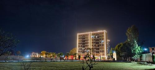 Vrindavan Hotel | The Grand ND Resort- Kanha Tulsi Heights Behind Prem Mandir