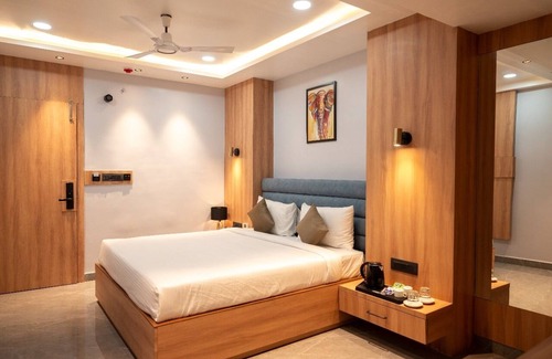 Samastipur Hotel | The Grand Royal Hotel