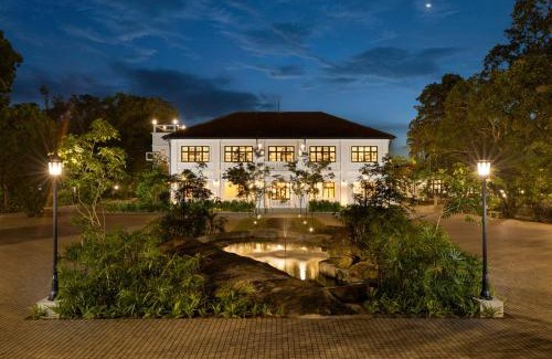 Kegalle Hotel | The Grand Walawwa